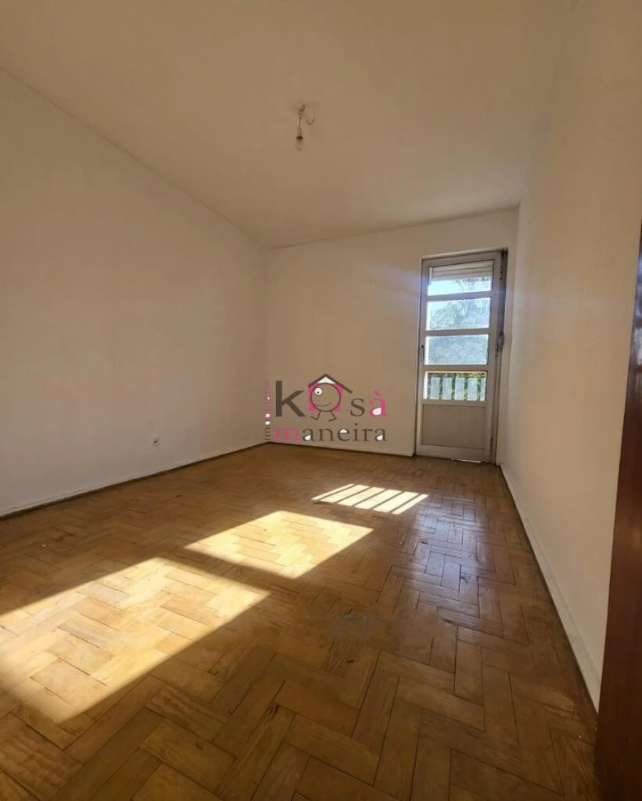 Apartamento T3 para Venda em Massamá e Monte Abraão Foto 8