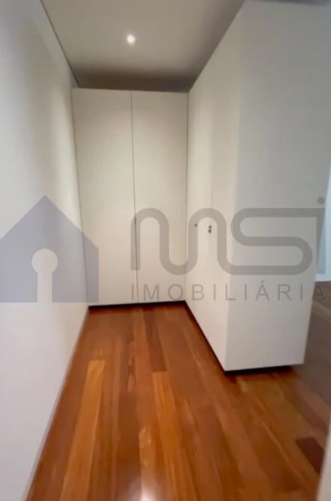 Apartamento T3 para Venda em Aldoar, Foz do Douro e Nevogilde