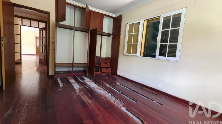 Moradia T3 para Venda em Canhas Foto 18