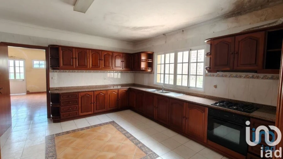 Moradia T3 para Venda em Canhas Foto 10