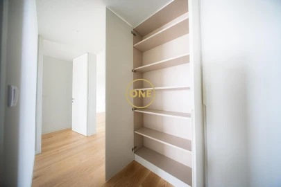 Apartamento T3 para Venda em Ponta Delgada (São Sebastião)