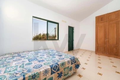 Moradia T4 para Venda em Loule (São Clemente)