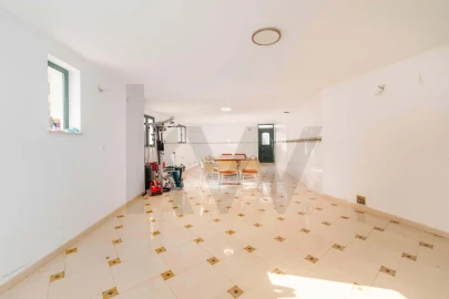 Moradia T4 para Venda em Loule (São Clemente)