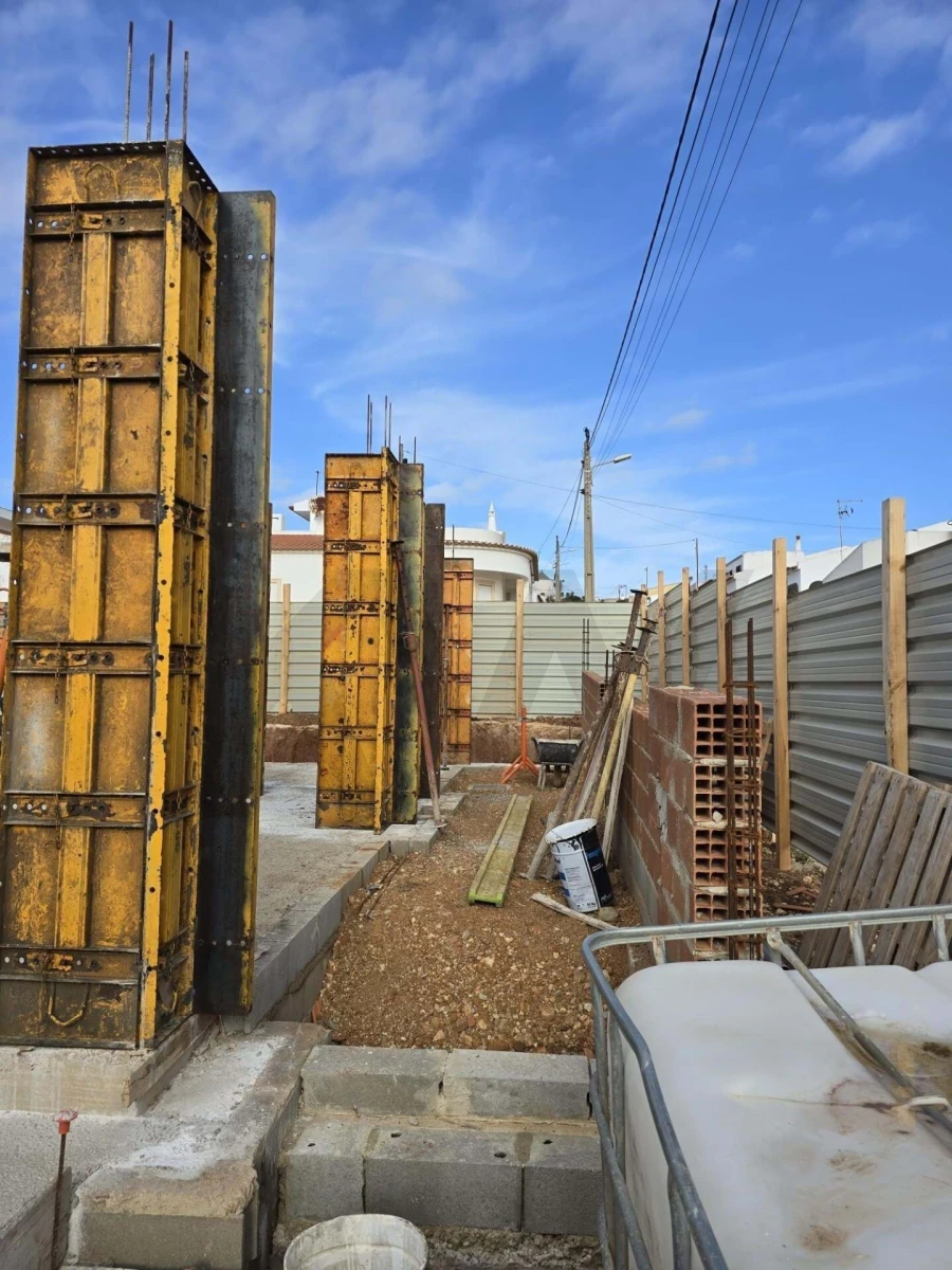 Moradia T3 para Venda em Budens Foto 33