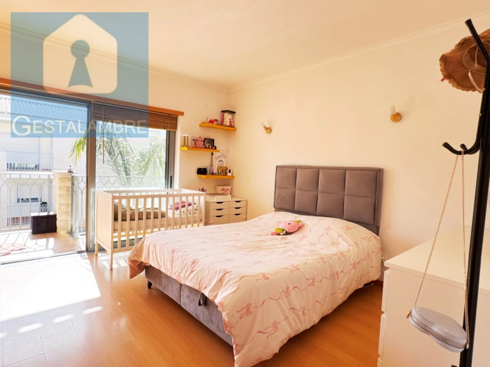 Moradia T3 para Venda em Albufeira e Olhos de Água Foto 21