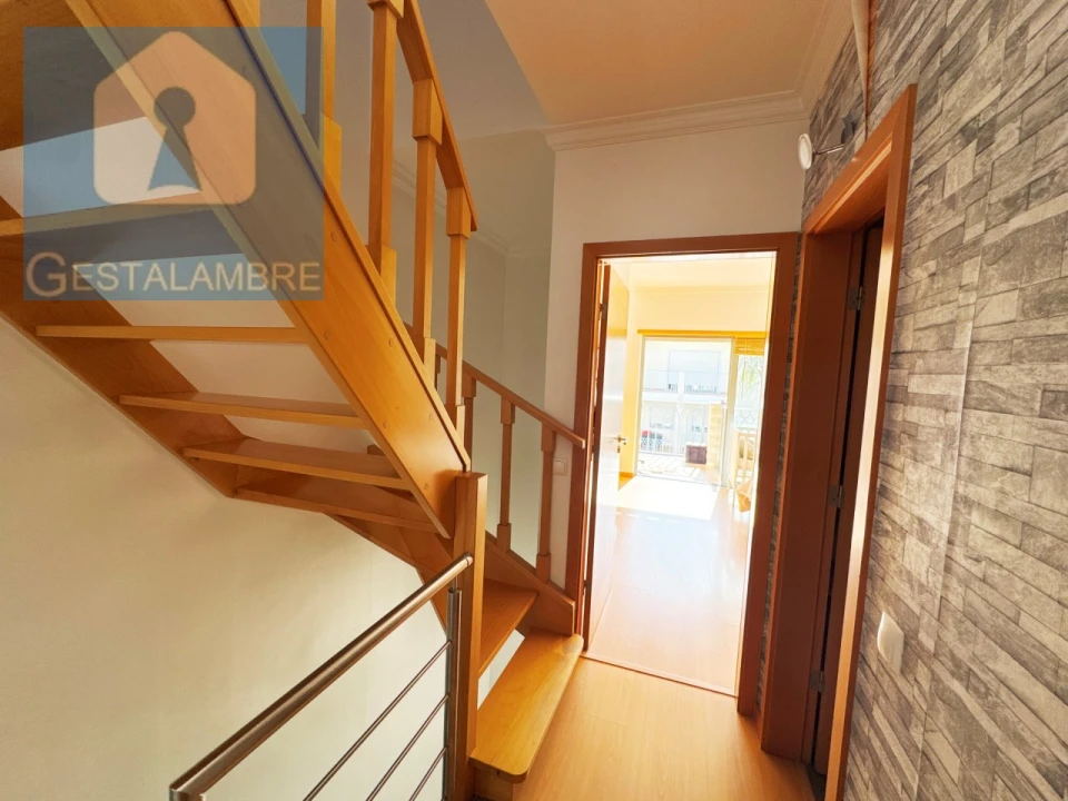 Moradia T3 para Venda em Albufeira e Olhos de Água Foto 29