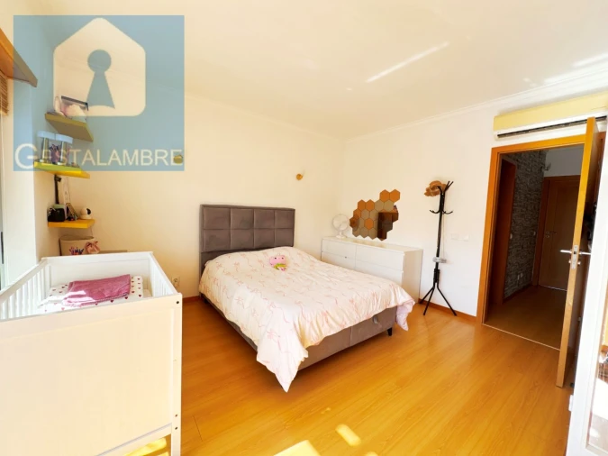 Moradia T3 para Venda em Albufeira e Olhos de Água Foto 20