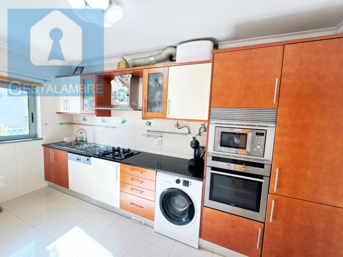 Moradia T3 para Venda em Albufeira e Olhos de Água Foto 35