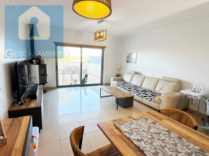 Moradia T3 para Venda em Albufeira e Olhos de Água Foto 1