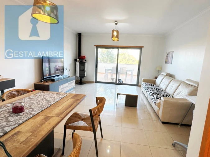 Moradia T3 para Venda em Albufeira e Olhos de Água Foto 2