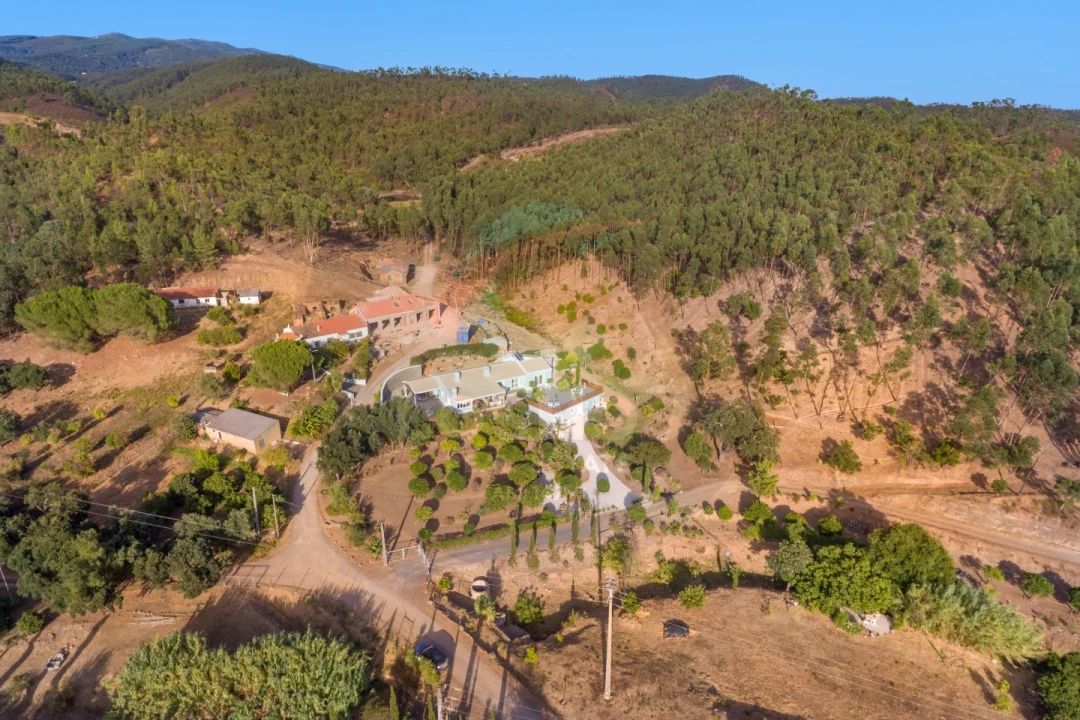 Quinta T3 para Venda em Marmelete Foto 57