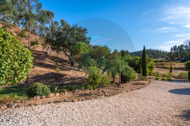 Quinta T3 para Venda em Marmelete Foto 53