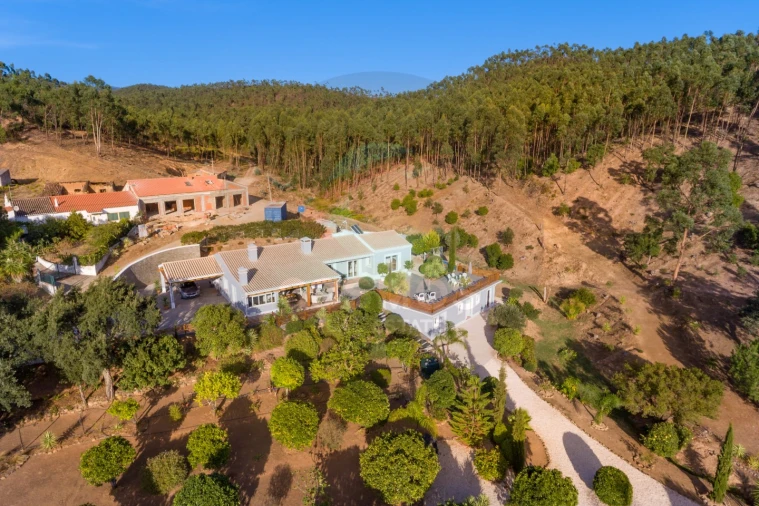 Quinta T3 para Venda em Marmelete Foto 60