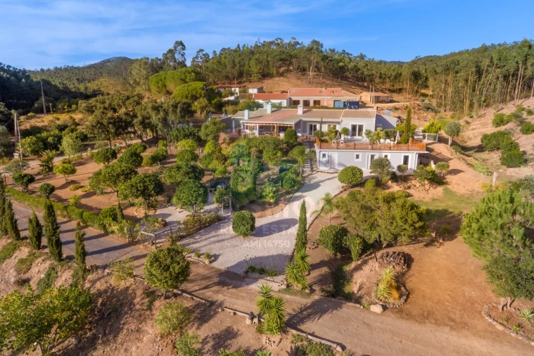 Quinta T3 para Venda em Marmelete