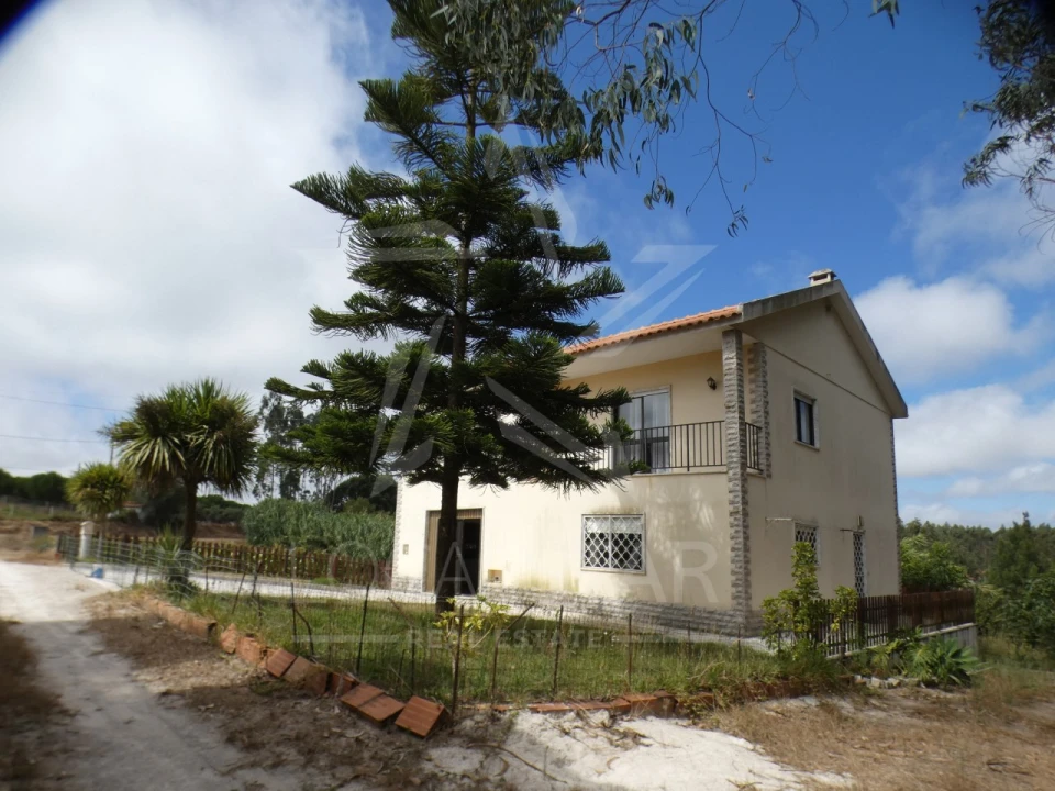 Moradia T2 para Venda em Carvalhal Foto 2