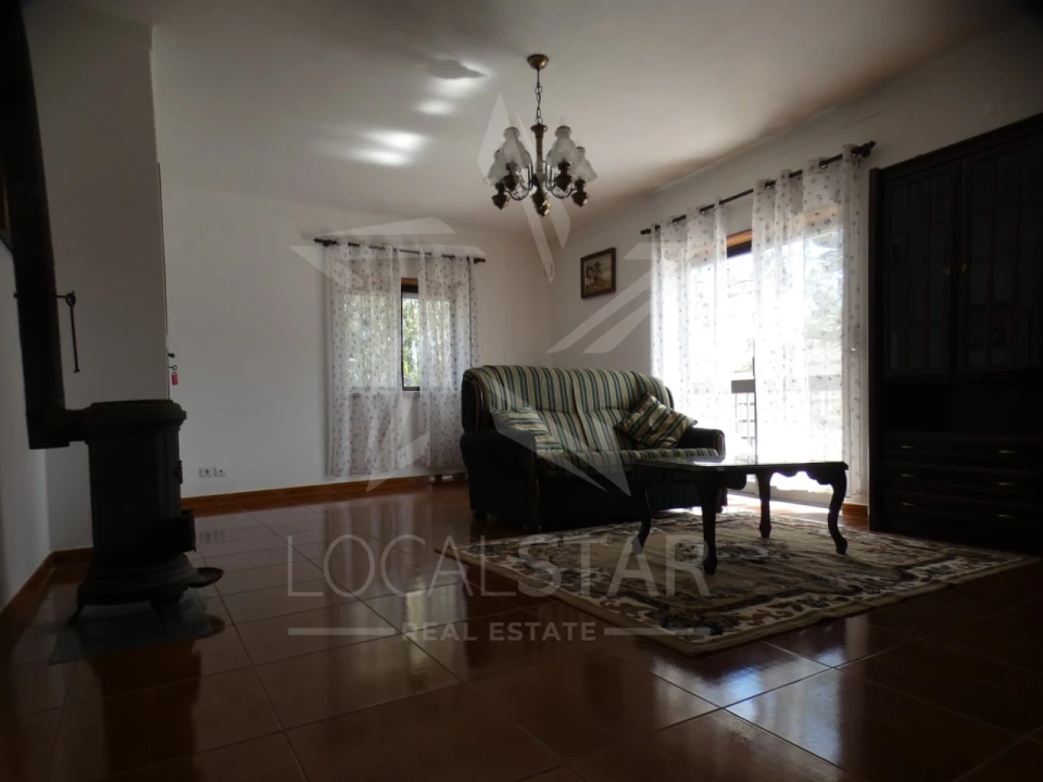 Moradia T2 para Venda em Carvalhal Foto 8