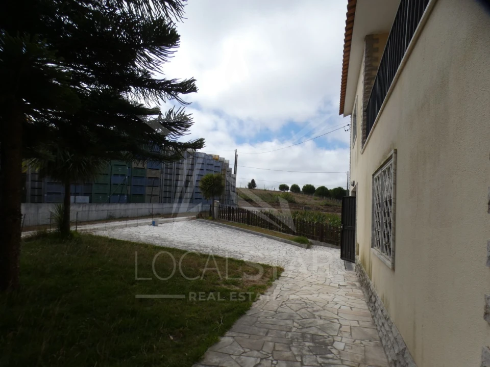 Moradia T2 para Venda em Carvalhal Foto 40