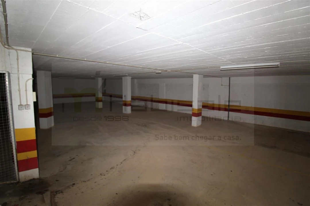 Garagem para Venda em Agualva e Mira-Sintra Foto 4