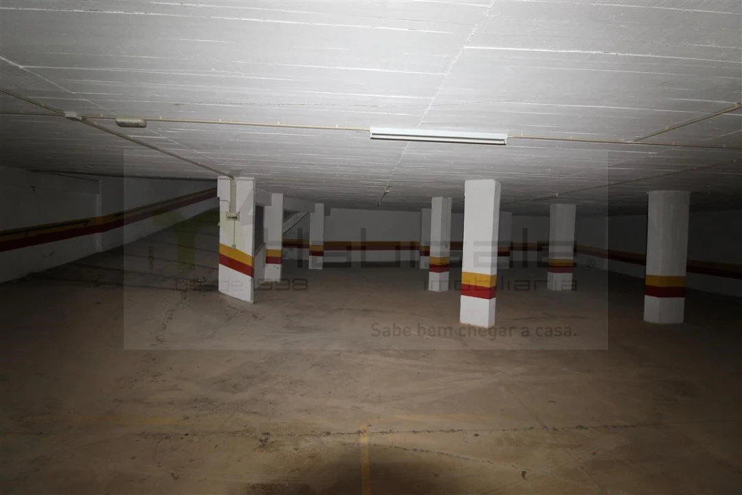 Garagem para Venda em Agualva e Mira-Sintra Foto 7