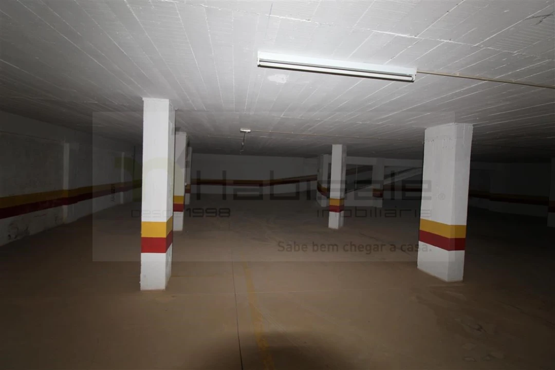 Garagem para Venda em Agualva e Mira-Sintra Foto 9