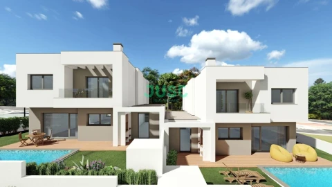 Moradia T4 para Venda em Charneca de Caparica e Sobreda