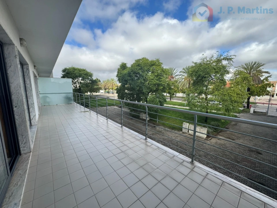 Apartamento T3 para Venda em Pinhal Novo Foto 1