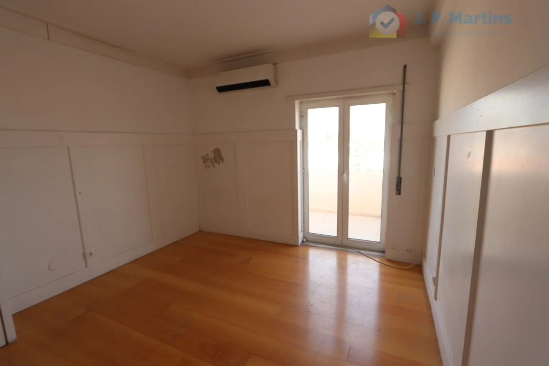 Apartamento T3 para Venda em Quinta do Conde Foto 16