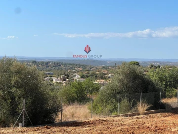 Moradia T6 para Venda em Estômbar e Parchal