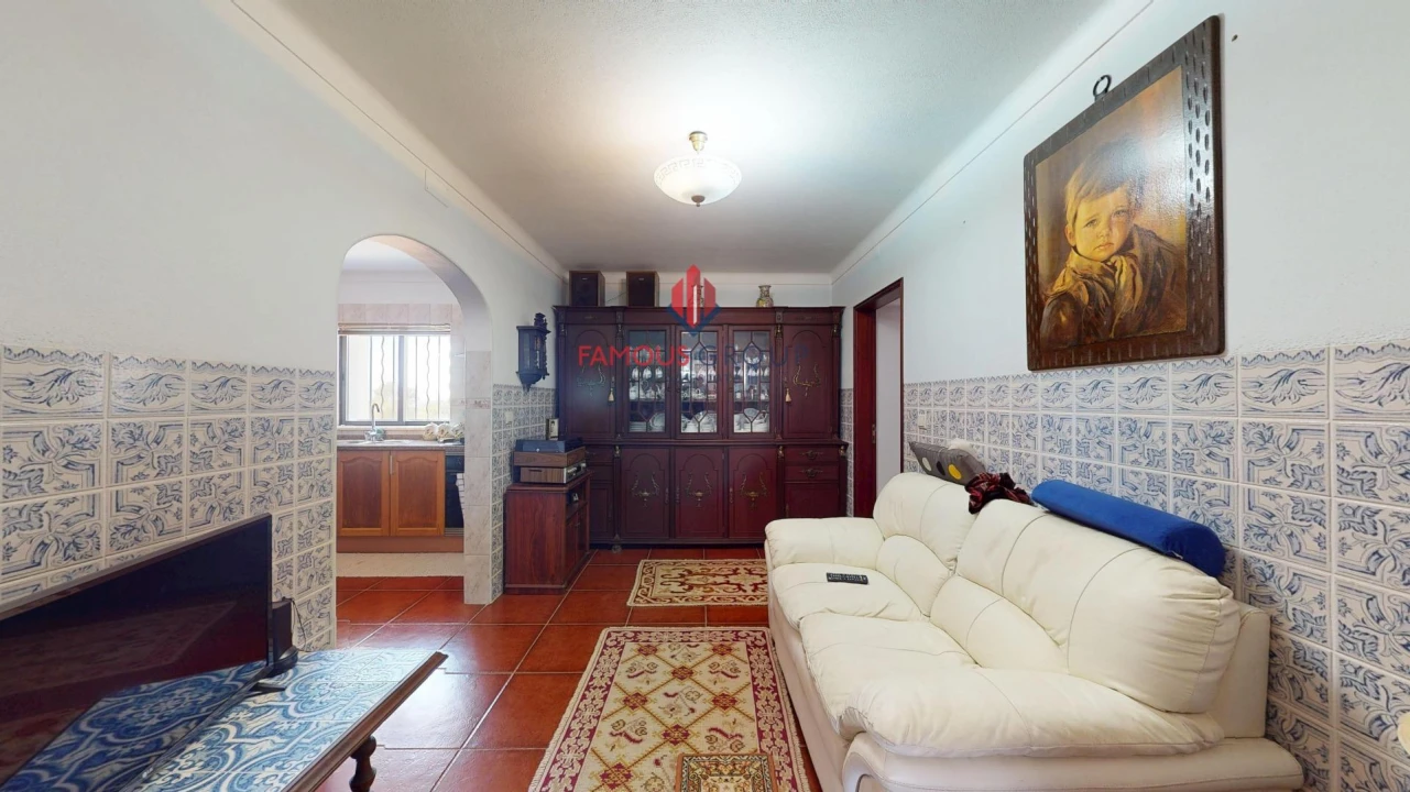 Moradia T6 para Venda em Estômbar e Parchal Foto 24