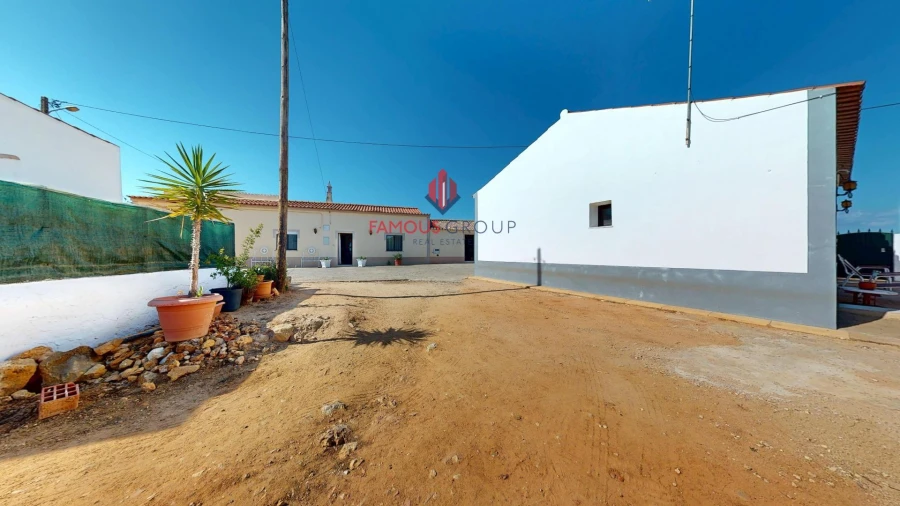 Moradia T6 para Venda em Estômbar e Parchal Foto 37