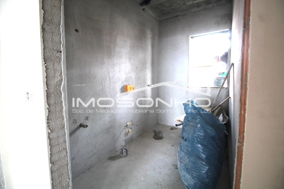 Apartamento T3 para Venda em Nazare Foto 16