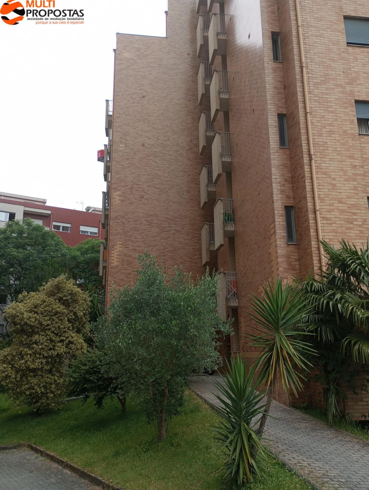 Apartamento T2 para Venda em Braga (Maximinos, Sé e Cividade) Foto 1
