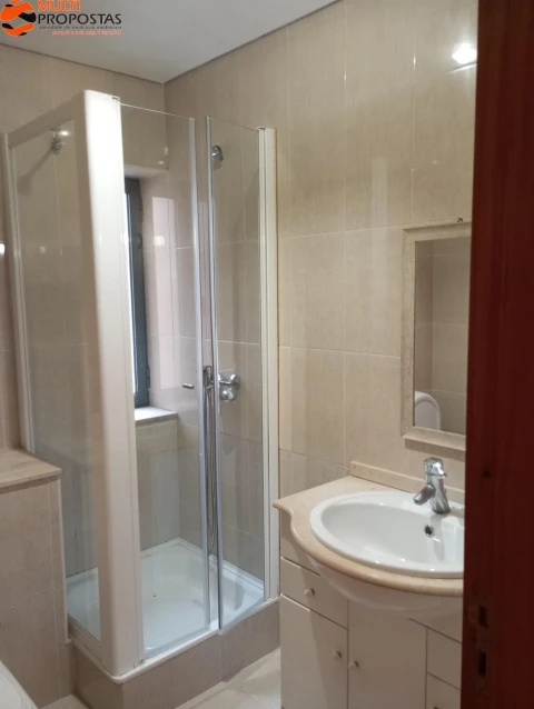 Apartamento T2 para Venda em Braga (Maximinos, Sé e Cividade)