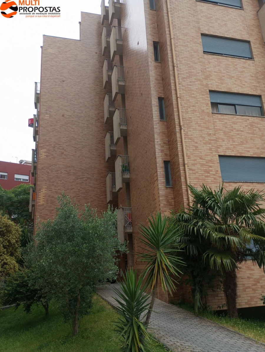 Apartamento T2 para Venda em Braga (Maximinos, Sé e Cividade) Foto 26