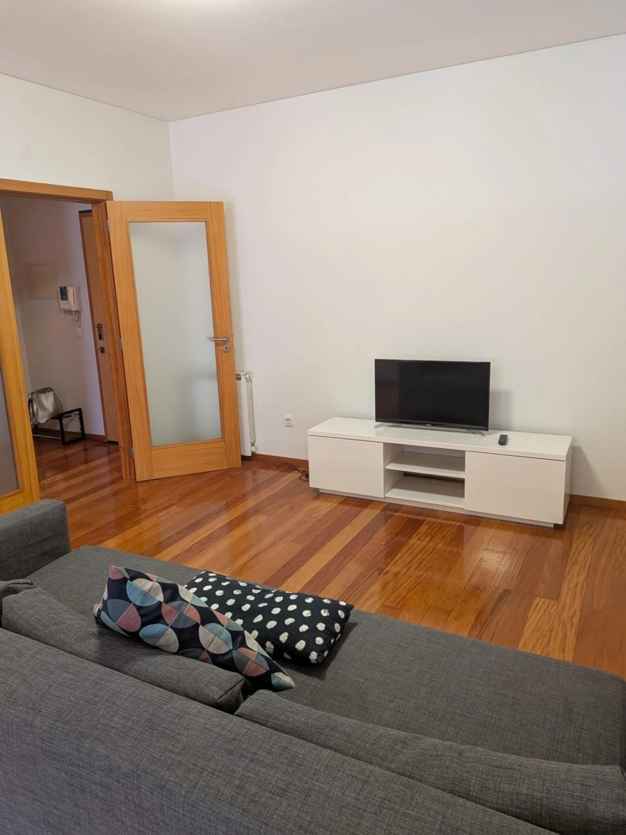 Apartamento T2 para Venda em Nogueira, Fraião e Lamaçães Foto 22