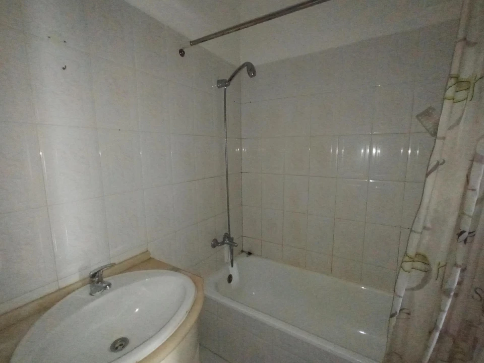 Apartamento T2 para Venda em Cacém e São Marcos Foto 10