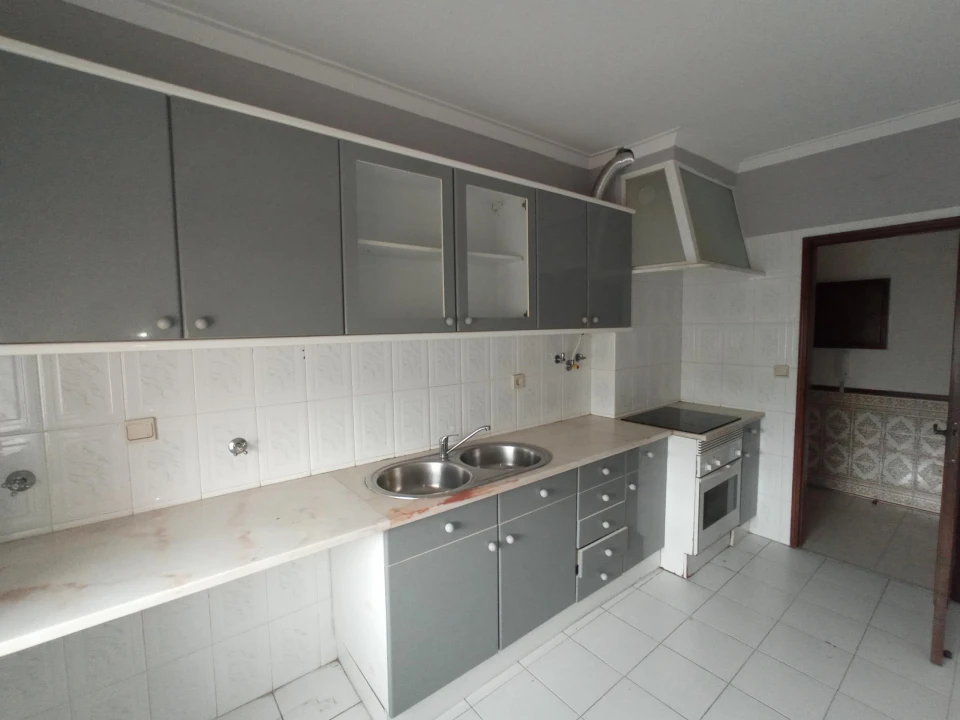 Apartamento T2 para Venda em Cacém e São Marcos Foto 5