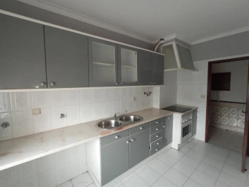 Apartamento T2 para Venda em Cacém e São Marcos