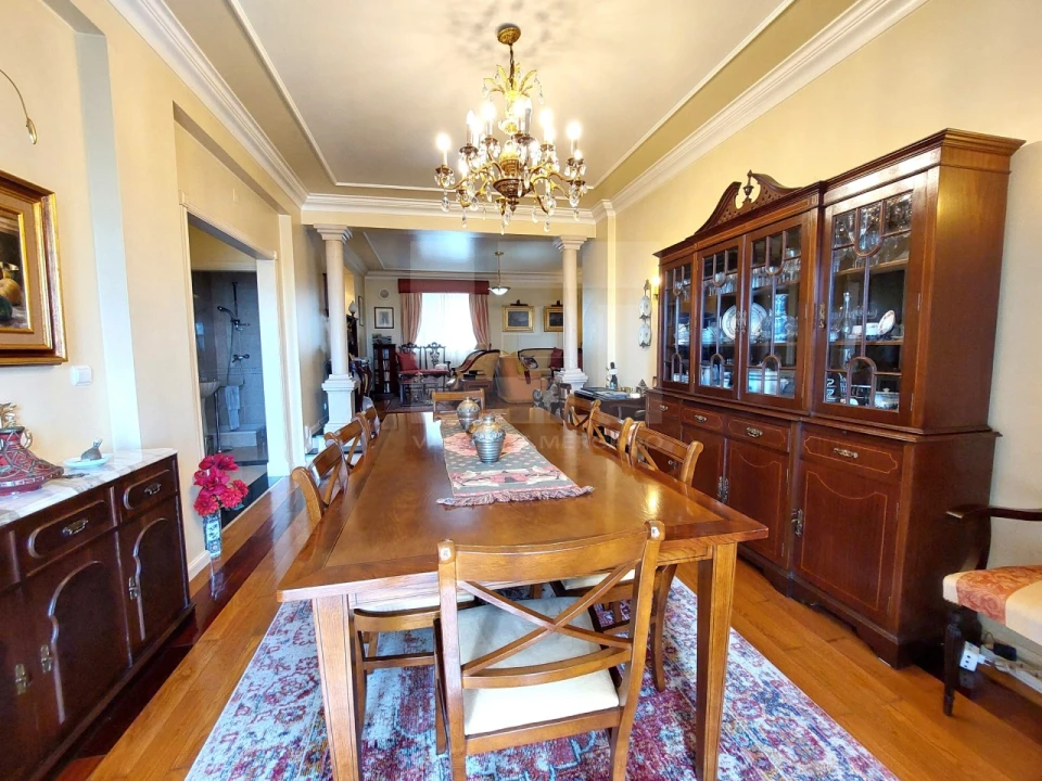 Moradia T4 para Venda em Alfragide Foto 15