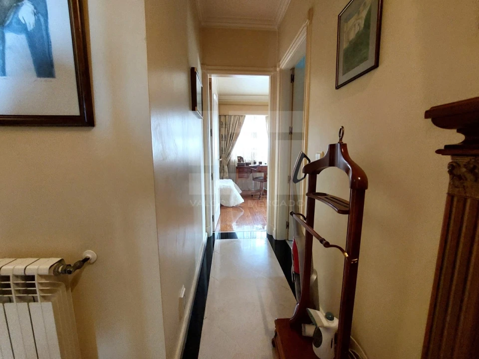 Moradia T4 para Venda em Alfragide Foto 24