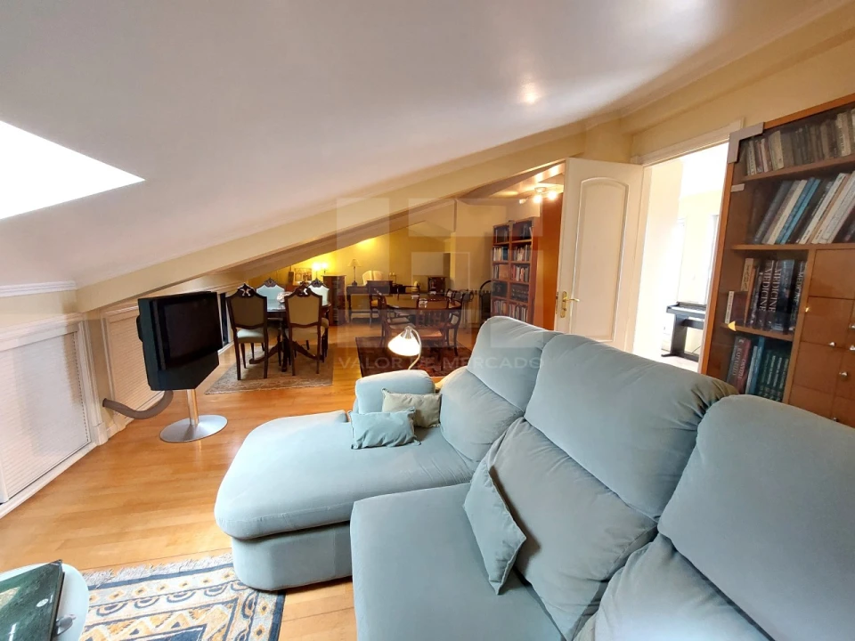 Moradia T4 para Venda em Alfragide Foto 43