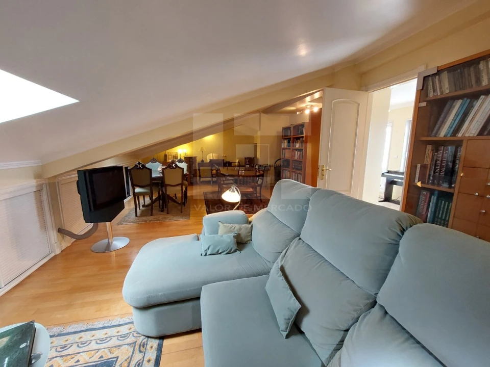 Moradia T4 para Venda em Alfragide Foto 44