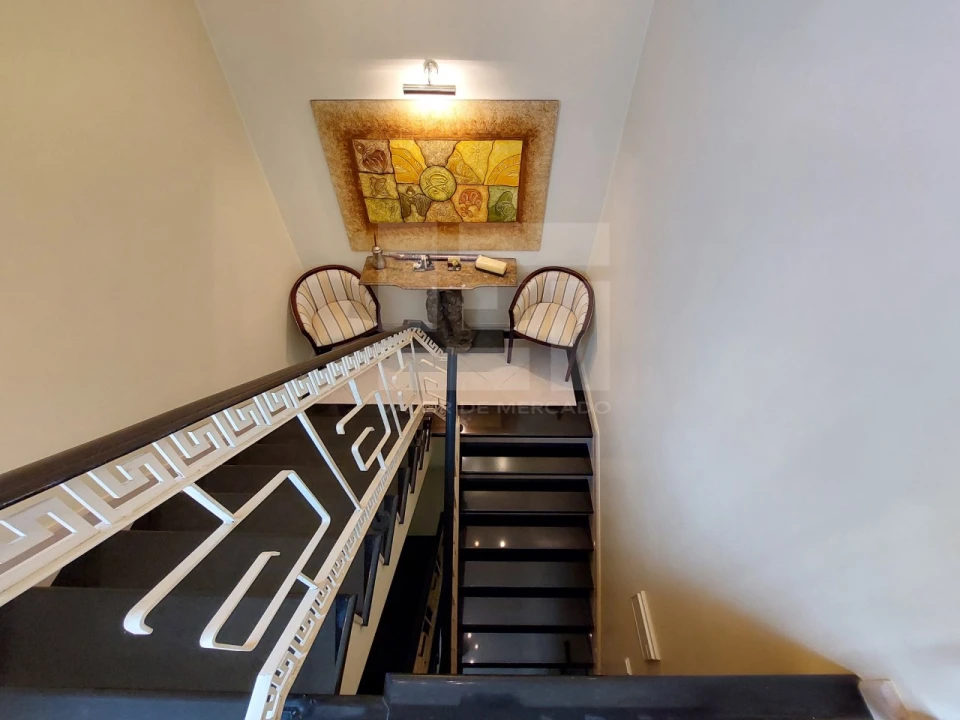 Moradia T4 para Venda em Alfragide Foto 51