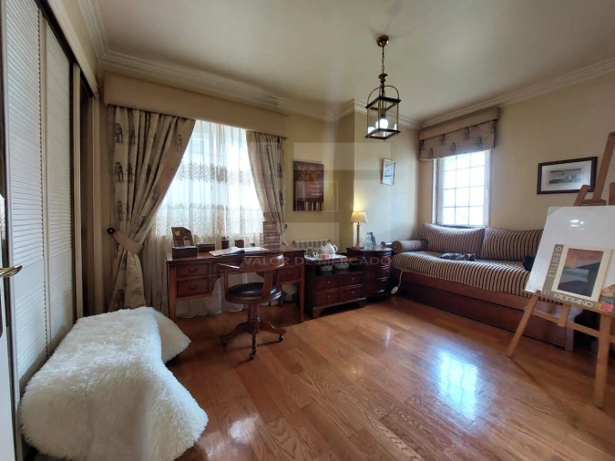 Moradia T4 para Venda em Alfragide Foto 26