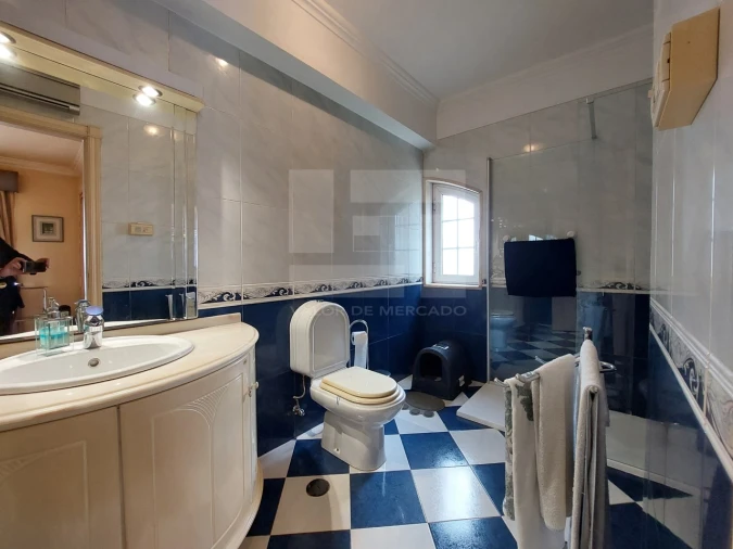 Moradia T4 para Venda em Alfragide Foto 35