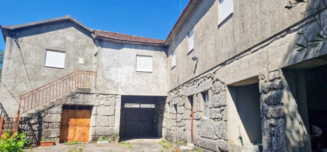 Moradia T8 para Venda em Eira Vedra Foto 1