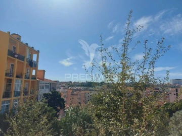Apartamento T3 para Venda em Penha de França