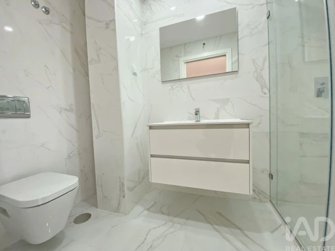 Apartamento T2 para Arrendamento em Ramada e Caneças Foto 20