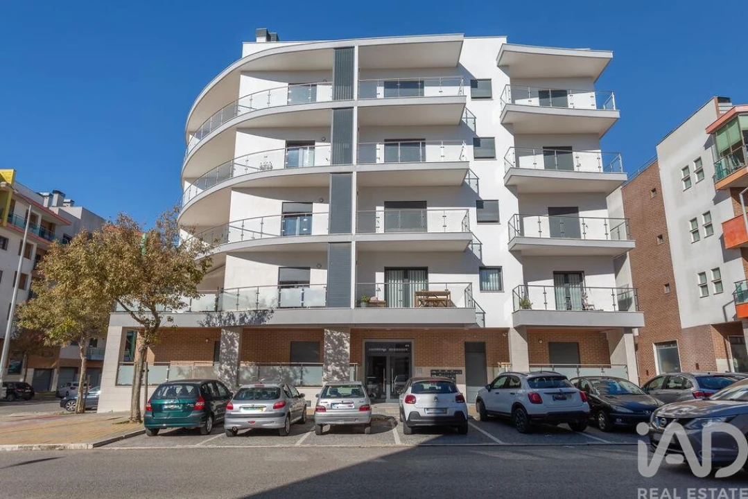 Apartamento T2 para Arrendamento em Ramada e Caneças Foto 23