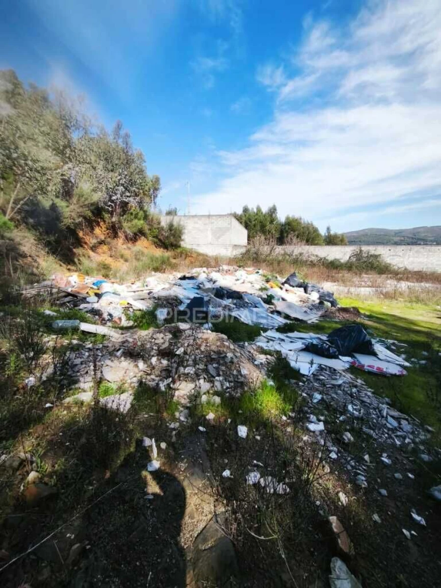 Terreno para Venda em Castanheira de Pêra e Coentral Foto 18